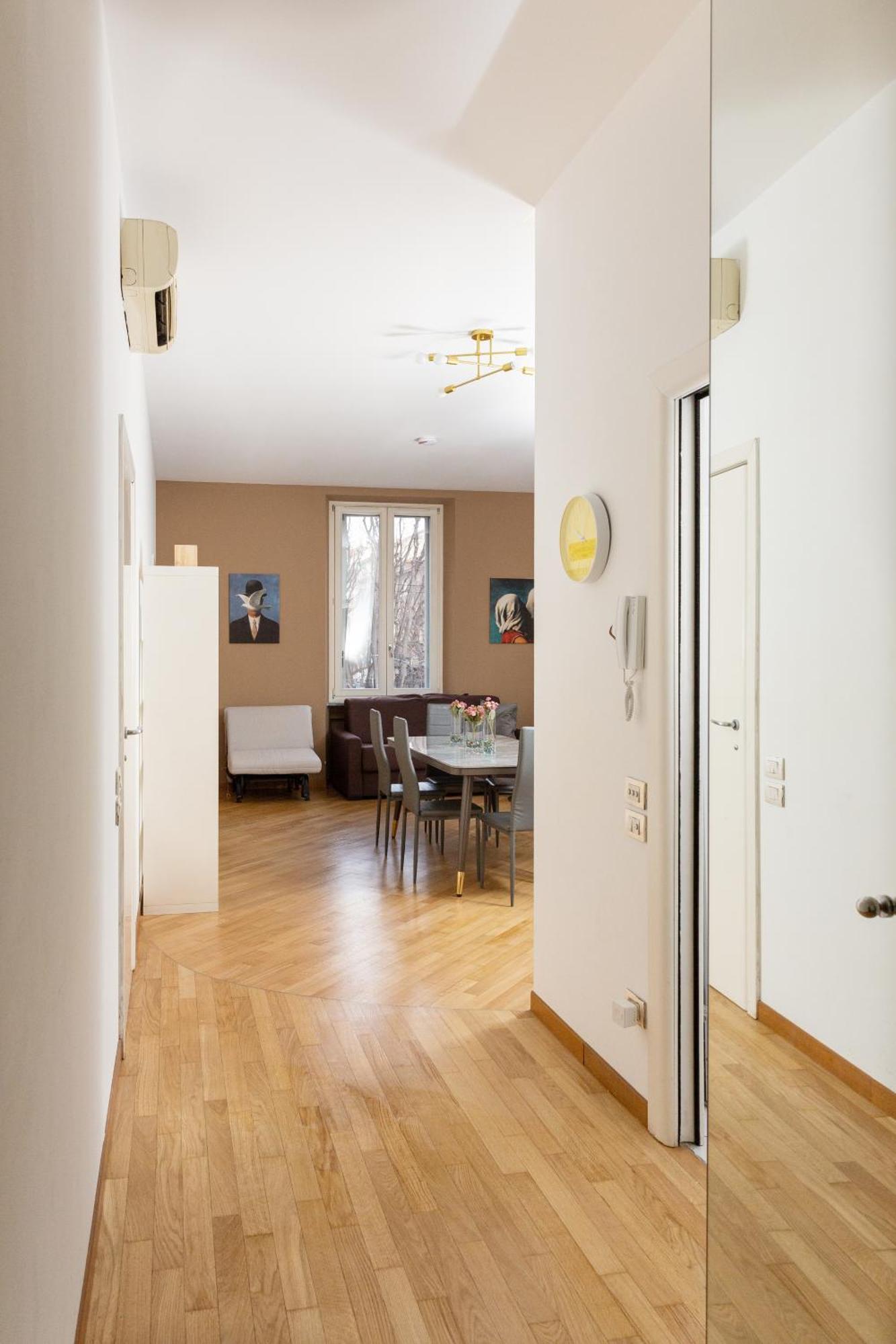 Free Parking Exclusive Apartment Magritte Style Milan Luaran gambar